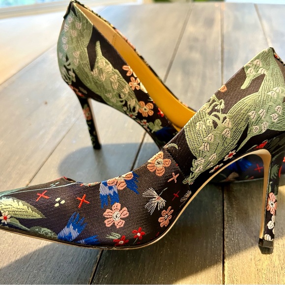 Floral Tapestry Covered Pumps by Sam Edelman - Picture 4 of 13
